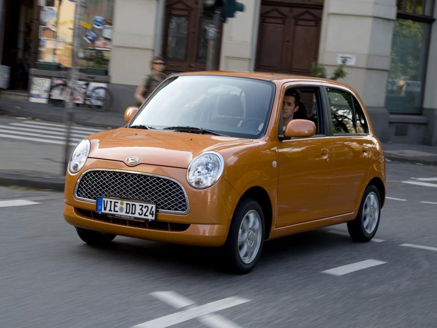  Daihatsu Trevis 2006 года  (фото 16 из 36)